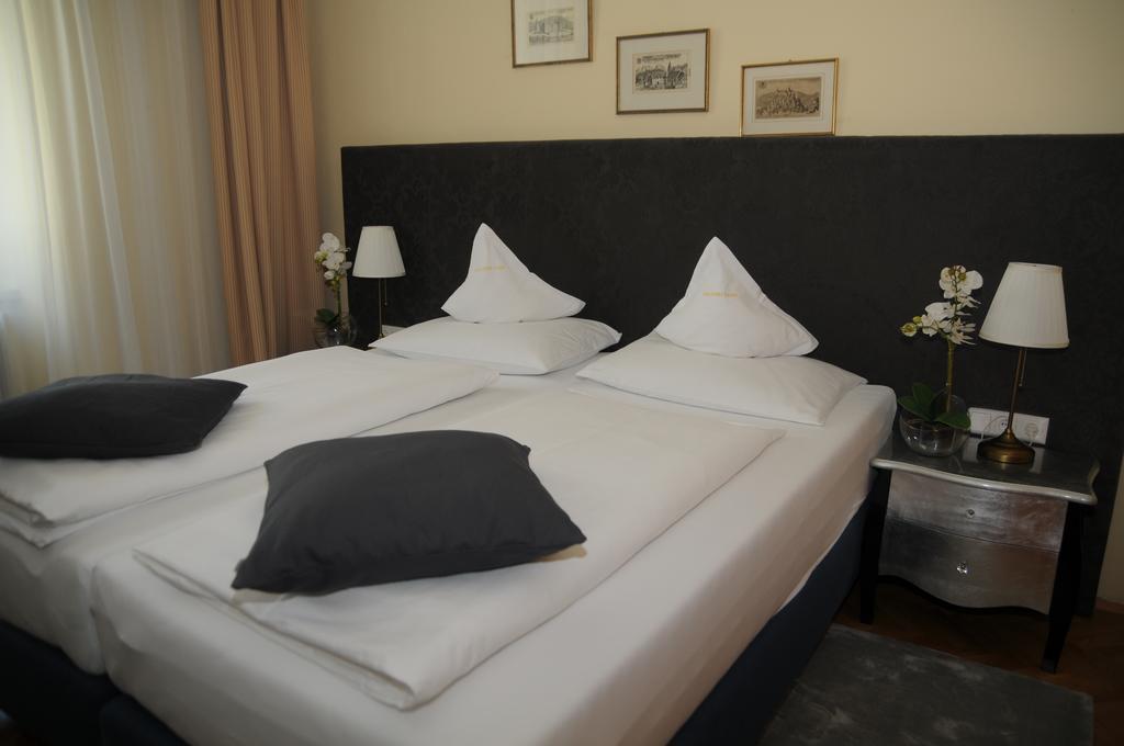 Boutique Hotel Goldenes Lamm Villach Zewnętrze zdjęcie