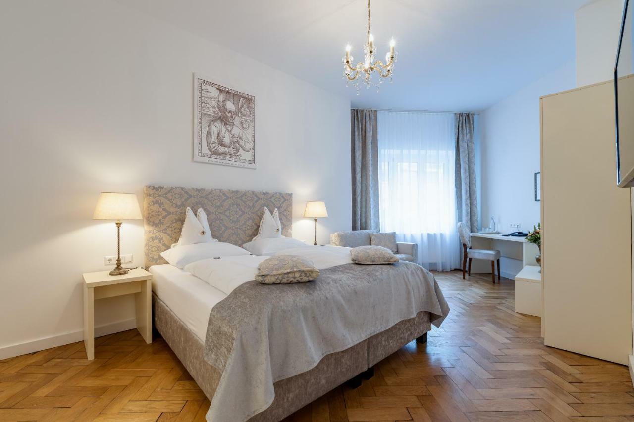 Boutique Hotel Goldenes Lamm Villach Zewnętrze zdjęcie